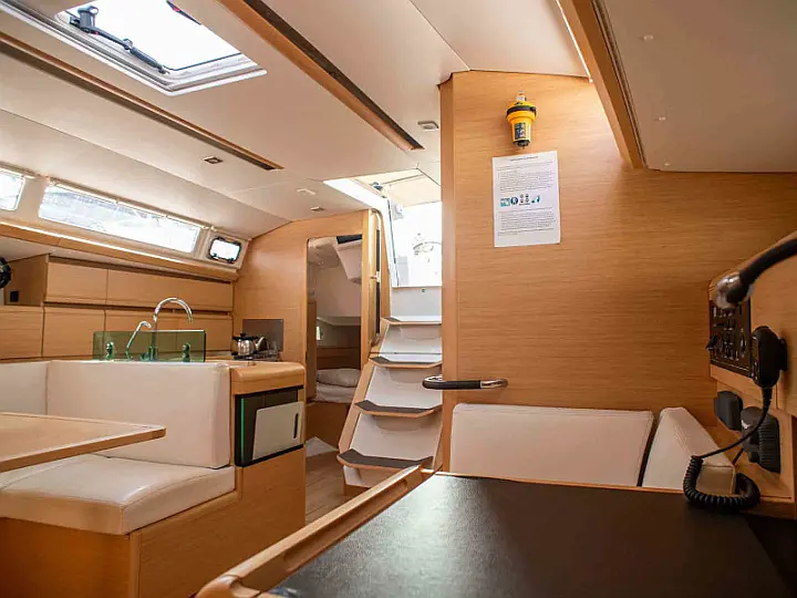 Sun Odyssey 449 - 