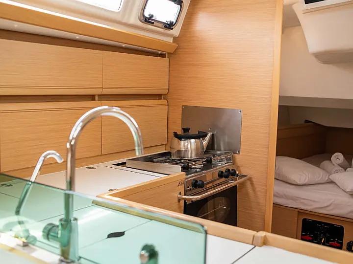 Sun Odyssey 449 - 