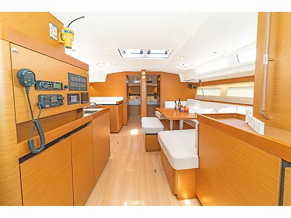 Sun Odyssey 490 - Internal image