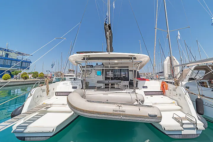 Lagoon 42 A/C & GEN - 
