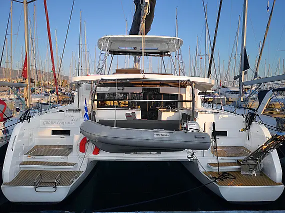 Lagoon 46  - External image