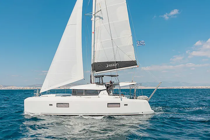Lagoon 42 A/C & GEN - 