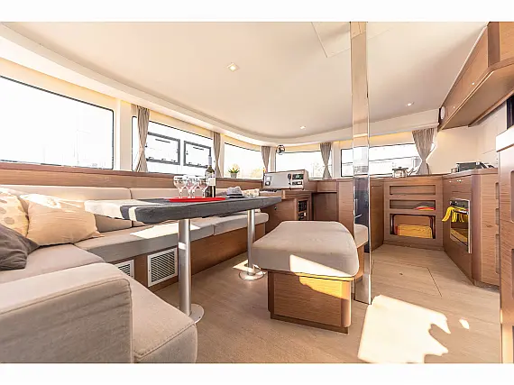 Lagoon 42 A/C & GEN - Internal image