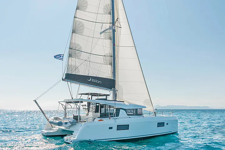 Lagoon 42 A/C & GEN & WM - 