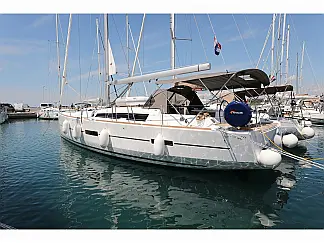 Dufour 460 Grand Large - 5 cabins - External image