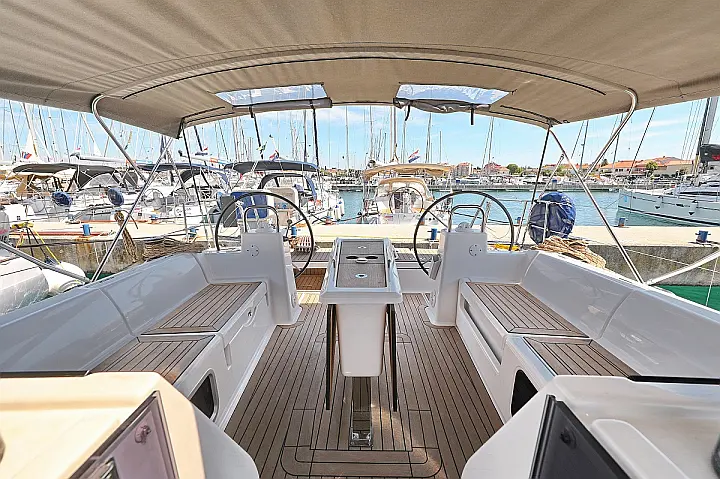 Dufour 460 Grand Large - 5 cabins - 