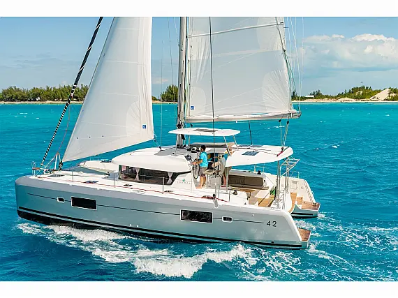Lagoon 42  - External image