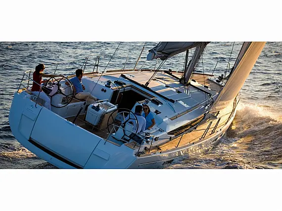 Sun Odyssey 509 - External image