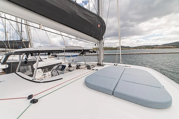 Lagoon 42 (3 cab) - 