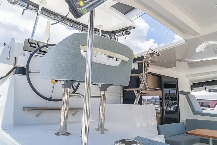 Lagoon 42 (3 cab) - 