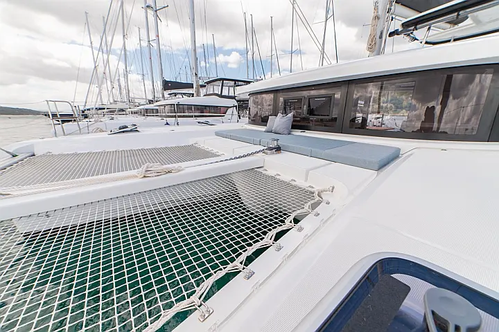 Lagoon 42 (3 cab) - 