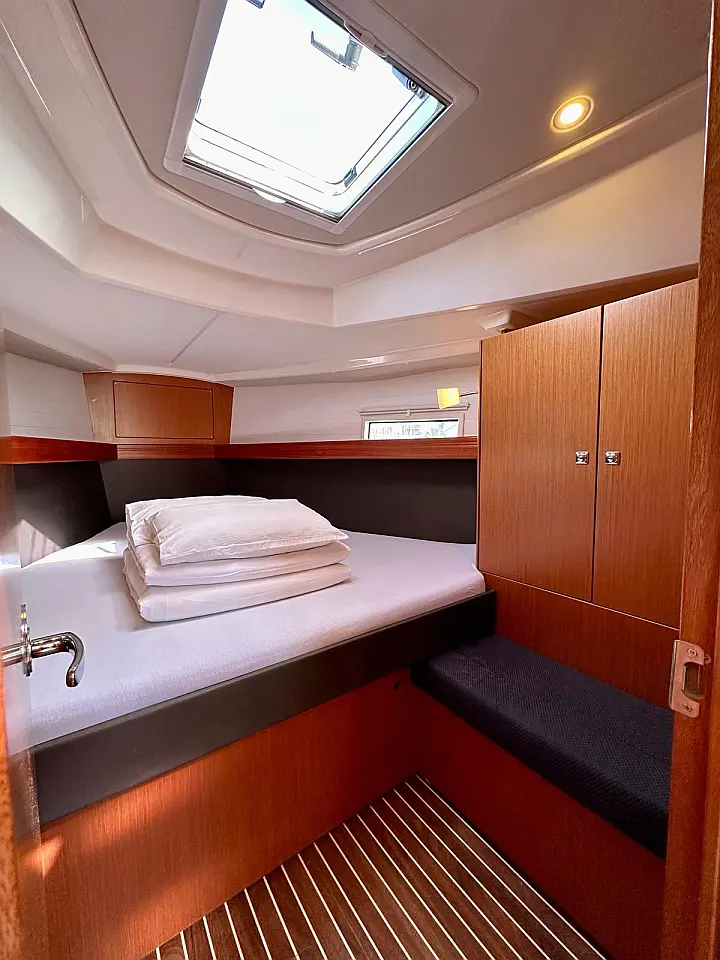 Bavaria Cruiser 37 - 