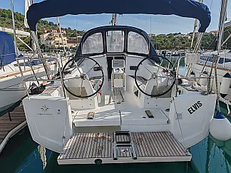Sun Odyssey 349 - External image
