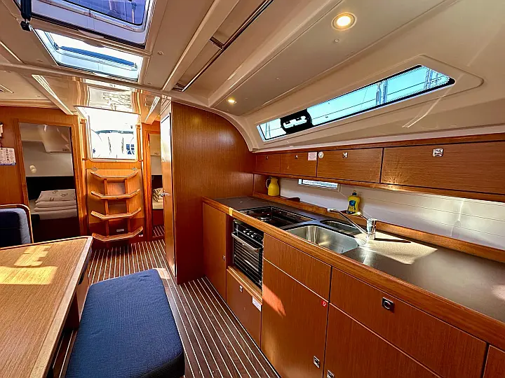 Bavaria Cruiser 41  - 