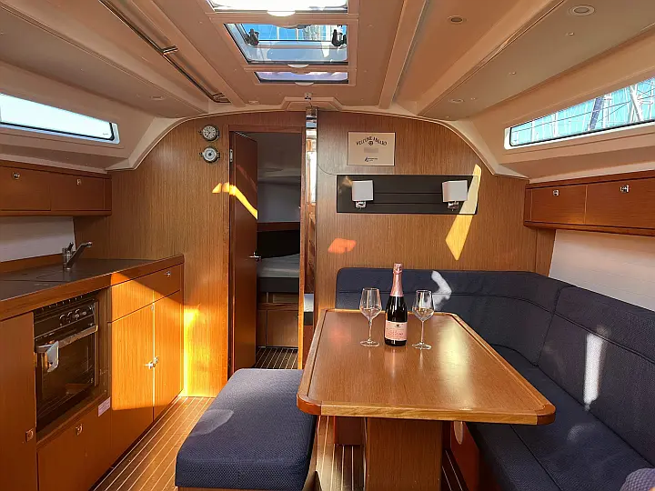 Bavaria Cruiser 41  - 