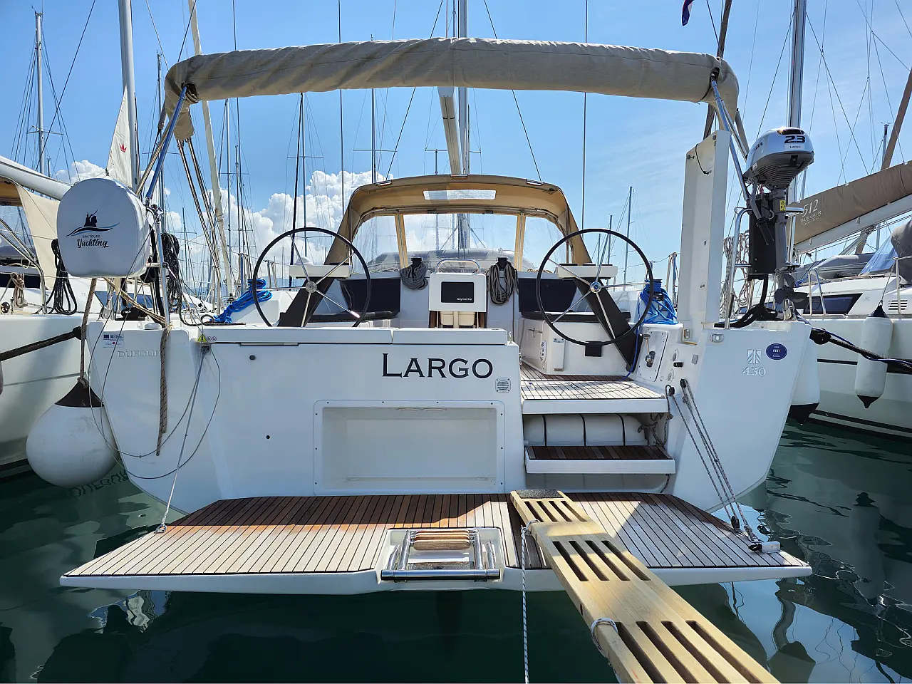 Dufour 430