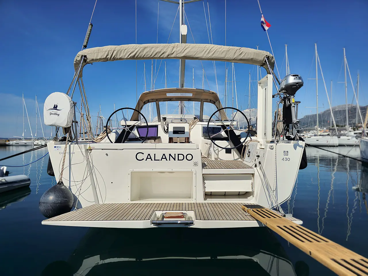 Dufour 430