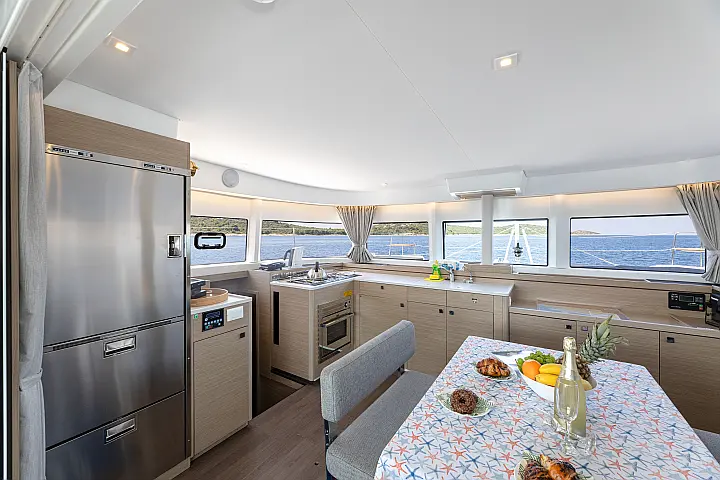 Lagoon 43 - 