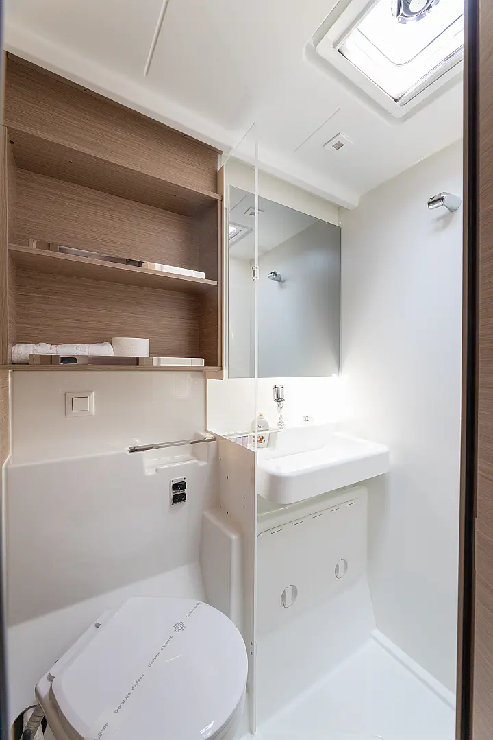 Lagoon 43 - 