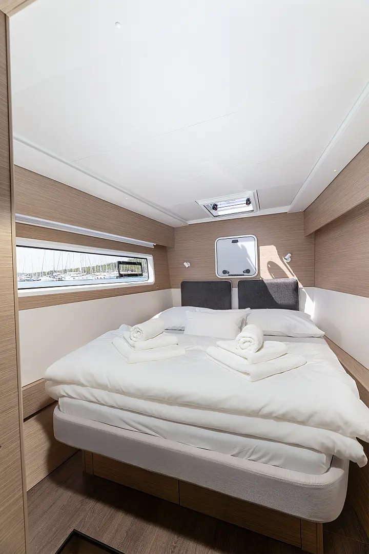 Lagoon 43 - 