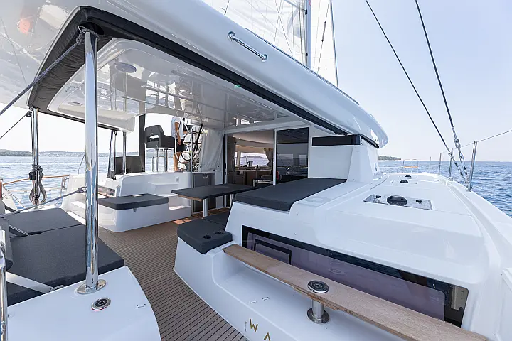 Lagoon 43 - 