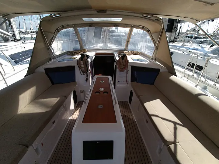 Dufour 430 - 
