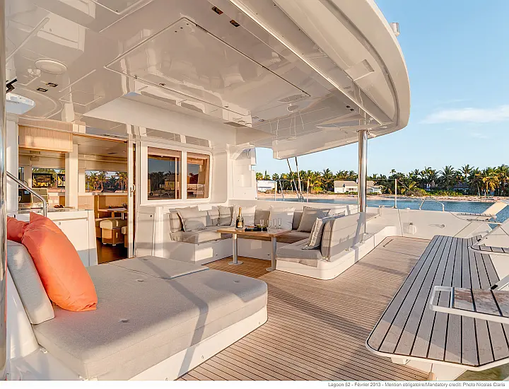 Lagoon 52 - 