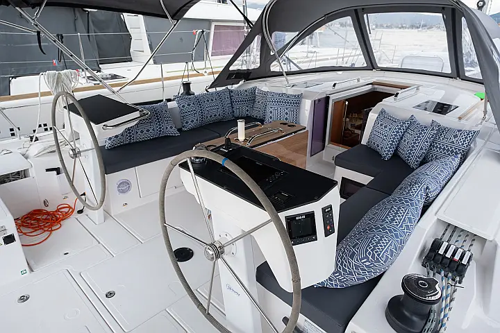 Bavaria C46 - 