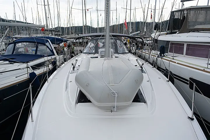 Bavaria C46 - 