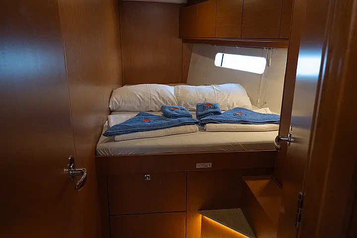 Bavaria C46 - 
