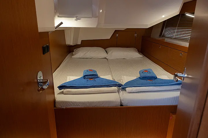 Bavaria C46 - 