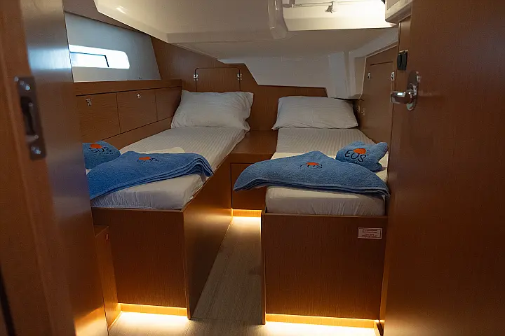 Bavaria C46 - 