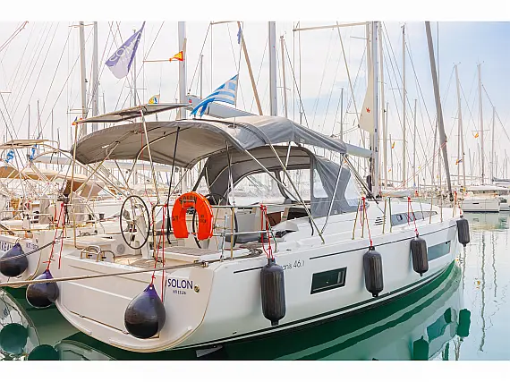 Oceanis 46.1 - External image
