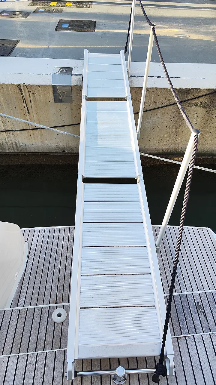Lagoon 46 - 