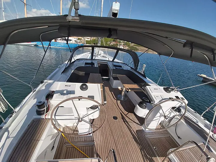 Hanse 548 - 