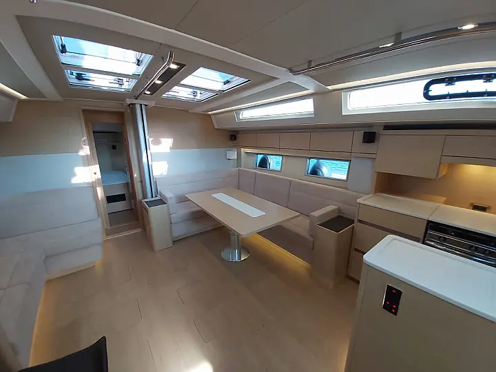 Hanse 548 - 