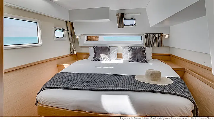 Sunsail Lagoon 424 - 