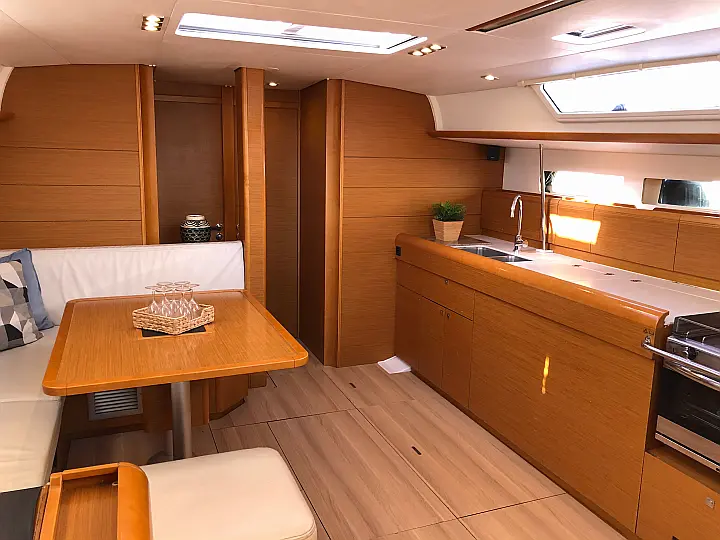 Sun Odyssey 479 - 