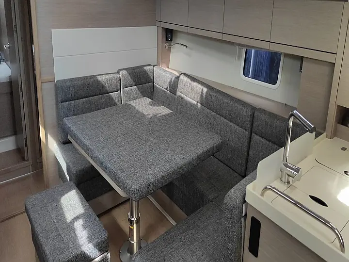 Hanse 458 - 
