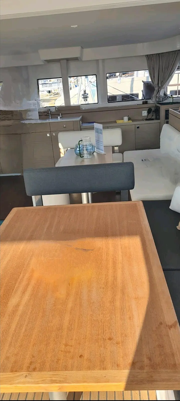 Lagoon 43  - 