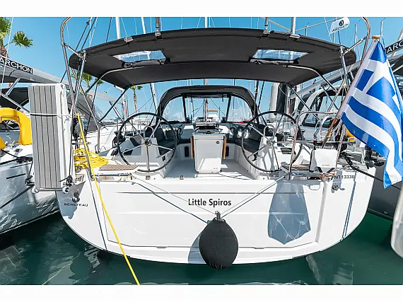 Oceanis 40.1 - External image