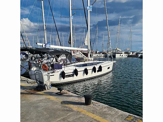 Bavaria  C42 - External image