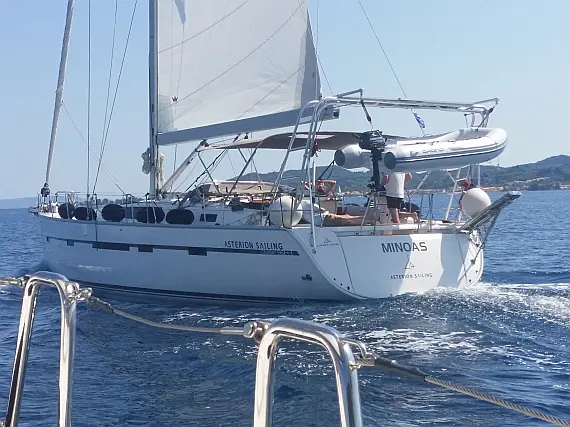 Bavaria Cruiser 56 - External image
