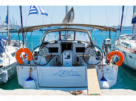 Sun Odyssey 410 - External image