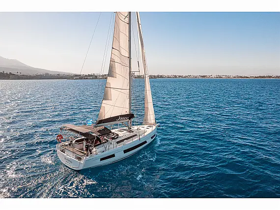 Dufour 41 - External image