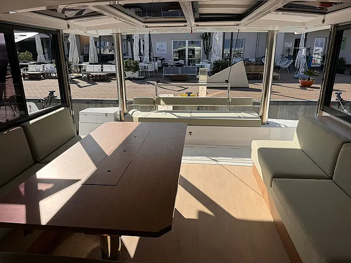 Bali 4.8 Silver Dolphin - 