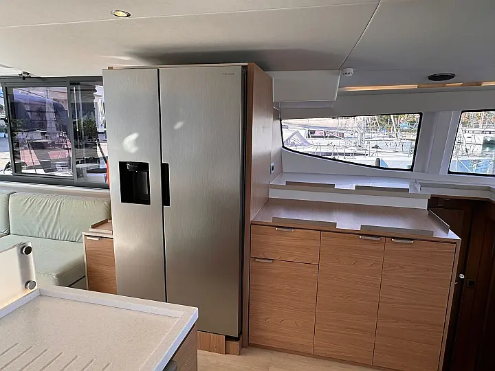 Bali 4.8 Silver Dolphin - 