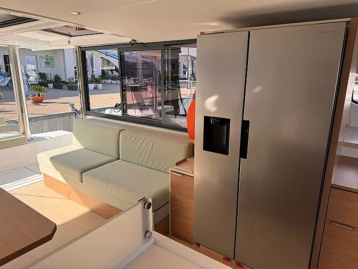 Bali 4.8 Silver Dolphin - 