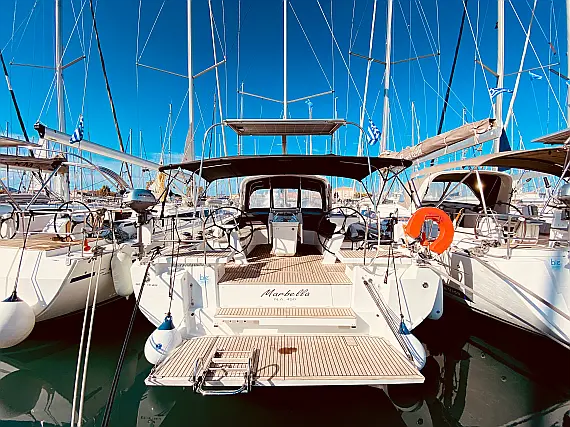 Oceanis 46.1 - External image