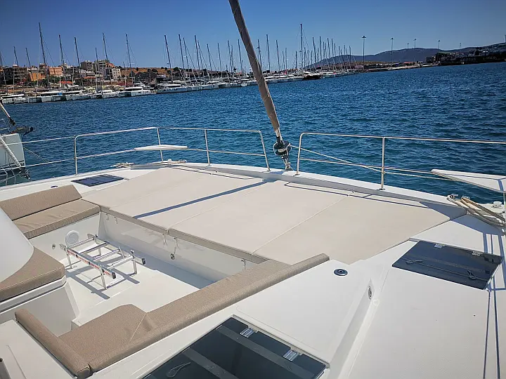 Bali 4.8 (5+2 cab) - 